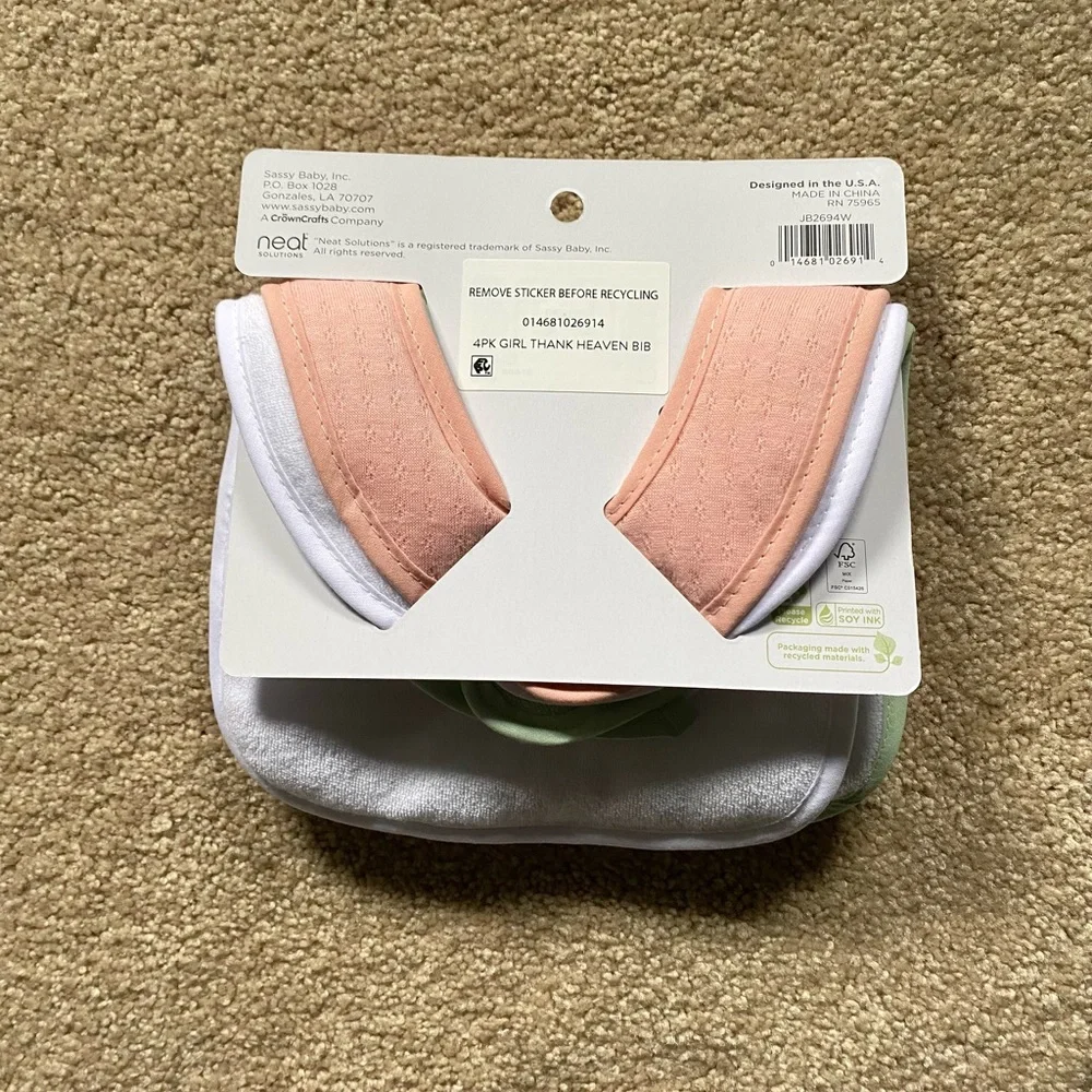 Neat Solutions Set of 4 Infant Bibs